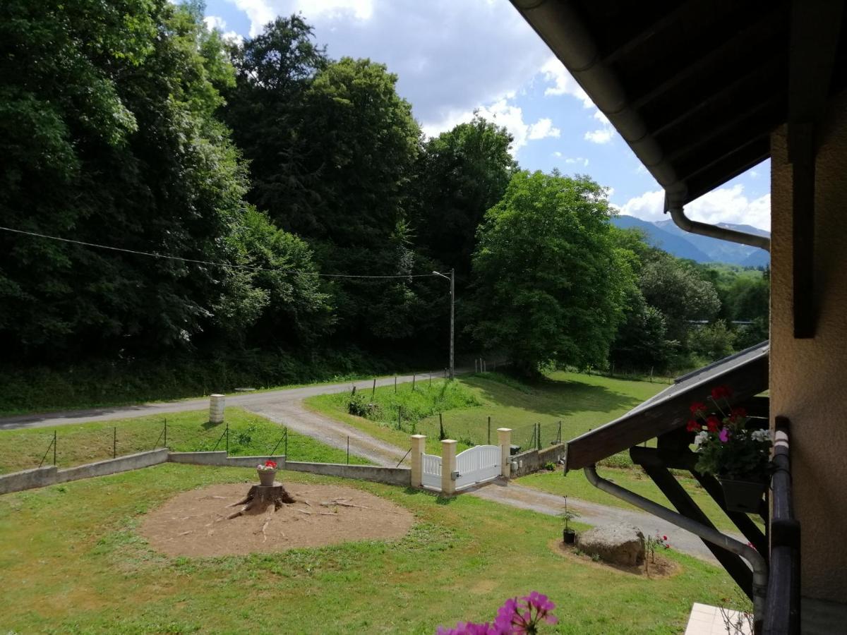 A La Joie De Vivre Chez L'Habitant Banat ภายนอก รูปภาพ