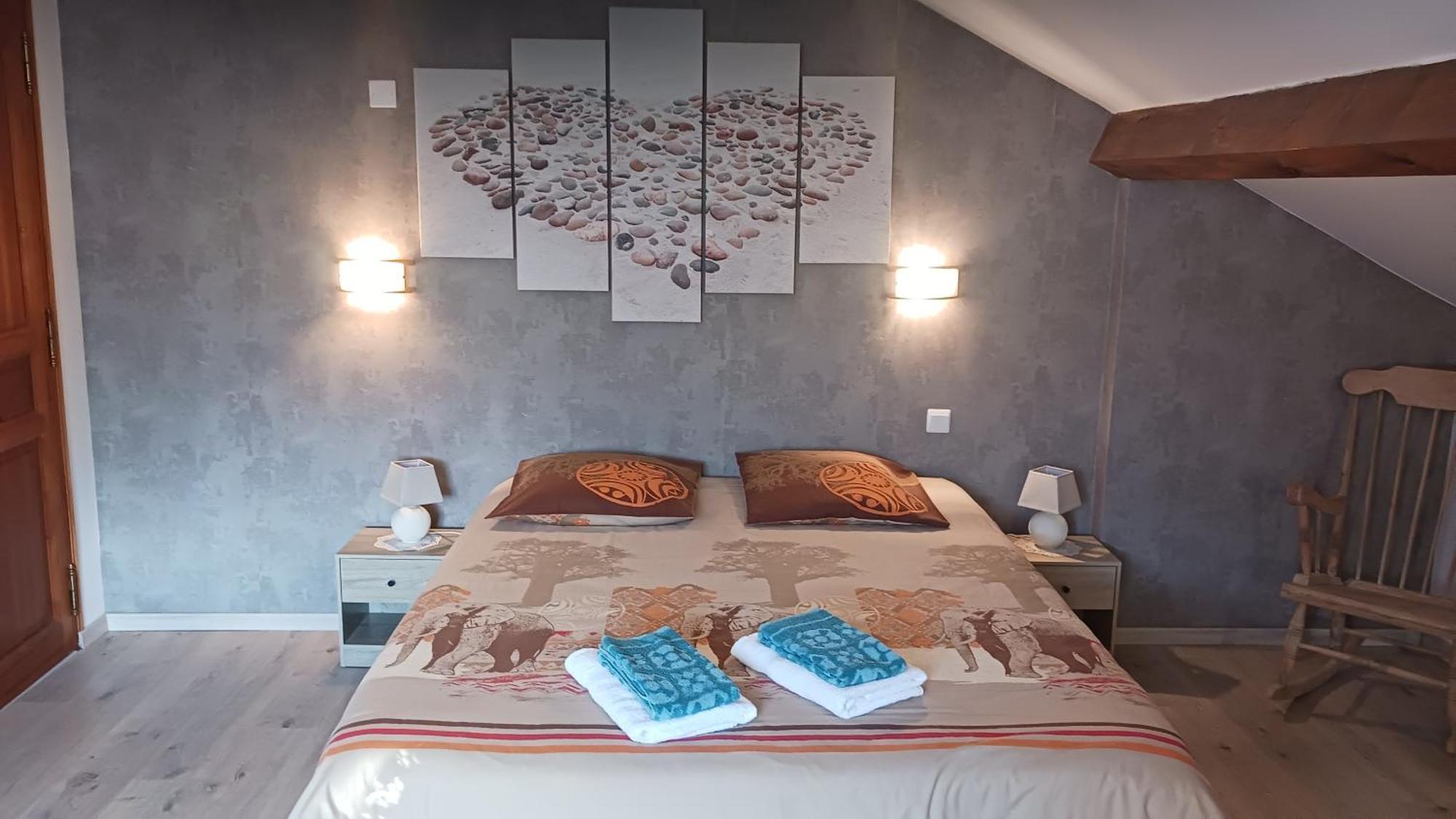A La Joie De Vivre Chez L'Habitant Banat ภายนอก รูปภาพ